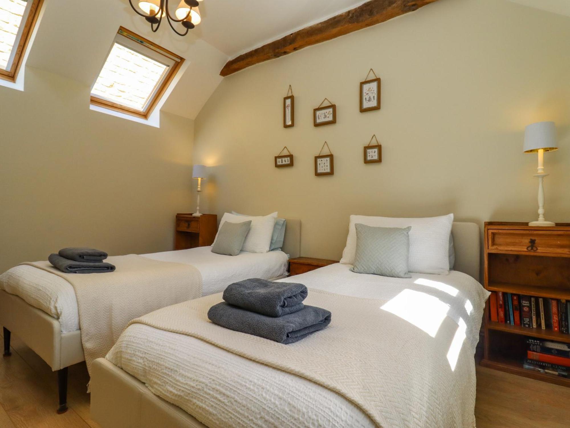 Robins Nest Villa Cheltenham Kültér fotó